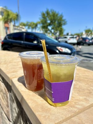 The Coffee Bean & Tea Leaf by null