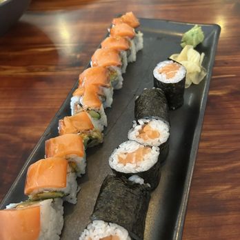 Piranha Killer Ramen - Salmon roll, Philly roll - Ramen Near Me - Arlington, Texas