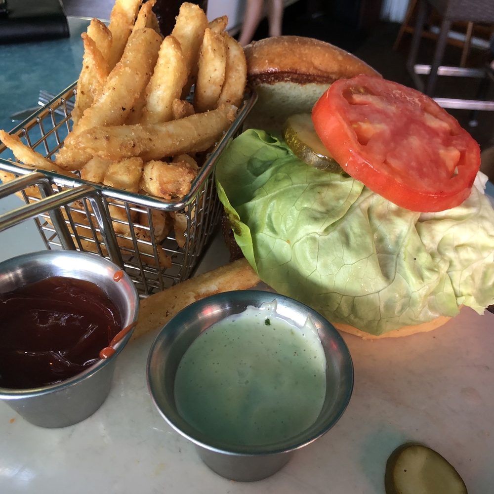 Deck 84 - Deck Burger - New American Near Me - Delray Beach, Florida
