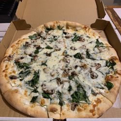 Italian Delight - Florentine pizza