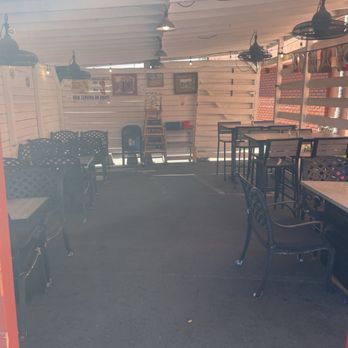 Great Mex Grill - Outside patio! I will come back in the evening when it's cooler. - Mexican Near Me - Long Beach, California