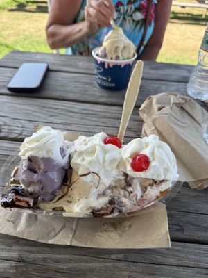 Baron's Homemade Ice Cream by null