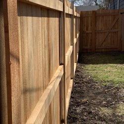 DNG Fence - Metal posts, instead of wood 4x4's.