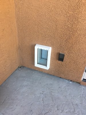 We offer pet door Installation. - We have installed 100’s of pet doors over the years. We know how to get the job done right and without damaging the home. We offer pet door Installation. - We have installed 100’s of pet doors over the years. We know how to get the job done right and without damaging the home.
