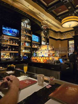 Grand Lux Cafe by null