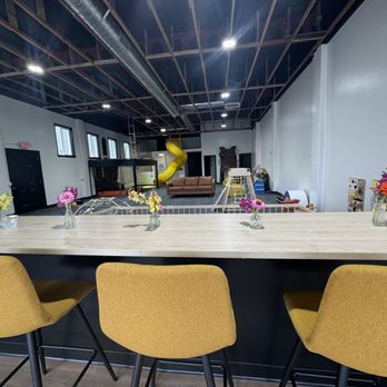 The Busy Bee - Updated parent lounge area and seating, complete with power and wifi for working parents - Indoor Playcenter Near Me - Fallbrook, California