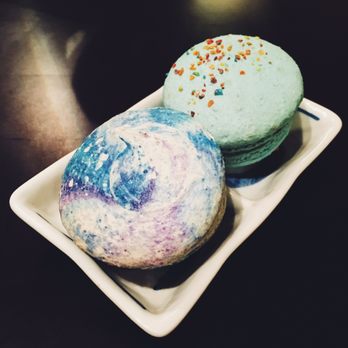 Guiltea Cravings - Blueberry cheesecake (front) & fruity pebble (back) macaron - Coffee & Tea Near Me - San Diego, California
