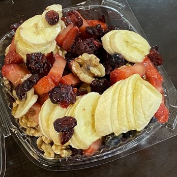 Bonjour Cafe - Açaí Berry Bowl - Creperies Near Me - Milford, Connecticut