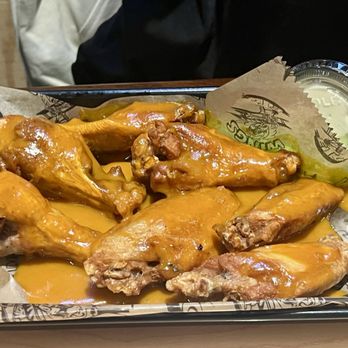 Wings Etc Grill & Pub - Wings - Chicken Wings Near Me - Vienna, West Virginia