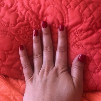 Spa La Quinta - Chili red nail polish spa manicure - Day Spas Near Me - La Quinta, California