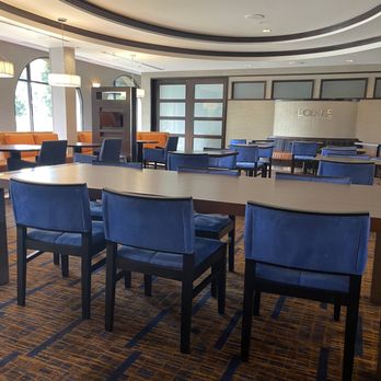 Courtyard by Marriott San Diego Airport/Liberty Station - Lobby area - Hotels Near Me - San Diego, California Courtyard by Marriott San Diego Airport/Liberty Station - Lobby area - Hotels Near Me - San Diego, California