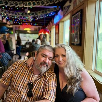 Groundling Pizza - Pizza Near Me - Gold Beach, Oregon Groundling Pizza - Pizza Near Me - Gold Beach, Oregon