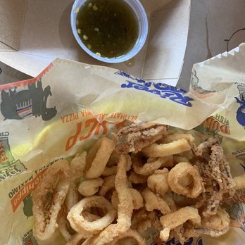 Bubba's Fish Shack - Fried Calamari with Jalapeño Jelly - Seafood Near Me - Surfside Beach, South Carolina