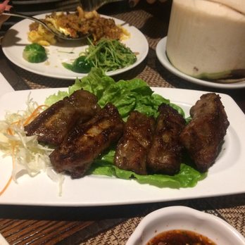 新泰東南亞餐廳 - Honey glazed spare ribs. - Singaporean Near Me - Hong Kong, HK