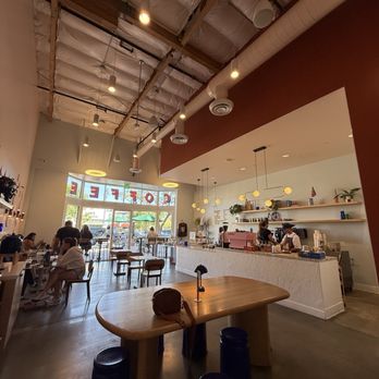 Oslo Coffee - General seating area and bar - Coffee & Tea Near Me - Ladera Ranch, California