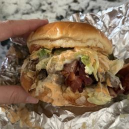 Garlic burger Garlic burger