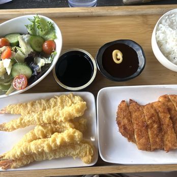 Mikomi Sushi Alhambra - Sushi Bars Near Me - Alhambra, California