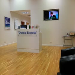 Optical Express Intu Merry Hill - Reception area