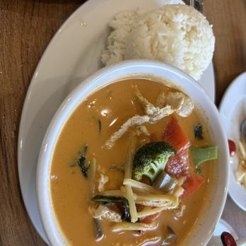 Thai Hot - 25. Red Curry - Thai Near Me - Elk Grove, California