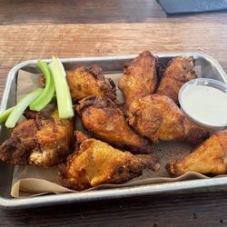 Southern Craft BBQ - Wings with dry rub