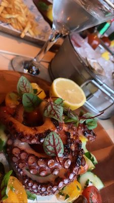 Lucille's Laval by null