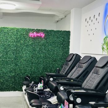Blush Rose Nails & Spa - Nail Salons Near Me - Rego Park, New York