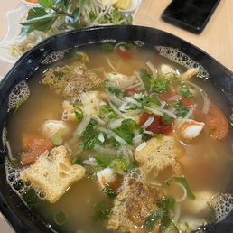 Crab Meat, Fish Cake Vermicelli-蟹同魚麵湯-bún Riêu Cua Chả Cá