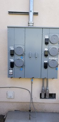C&B Electric Logo