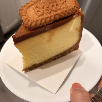 Hinar - biscofd cheese cake - Cafes Near Me - San Diego, California