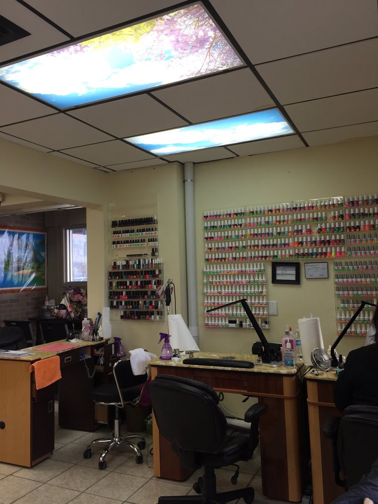 KIM NAILS Updated July 2024 43 Photos 13TH Ave, Decatur, Indiana