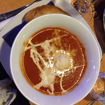 Vesuvio - Tomatsuppe - Italian Near Me - København K, 84 Vesuvio - Tomatsuppe - Italian Near Me - København K, 84