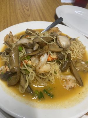 Voleo's Seafood Restaurant by null