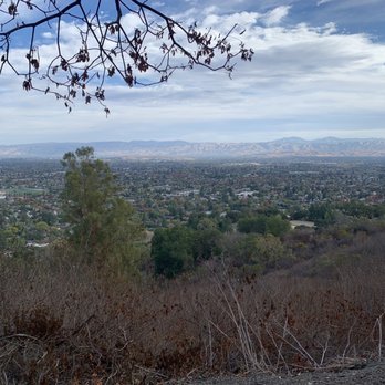 Belgatos Park - View on the way up to the top - Hiking Near Me - Los Gatos, California Belgatos Park - View on the way up to the top - Hiking Near Me - Los Gatos, California