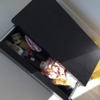 FlatRate Moving - Packing, clothes stuffed in drawers with beauty items, by movers - Movers Near Me FlatRate Moving - Packing, clothes stuffed in drawers with beauty items, by movers - Movers Near Me