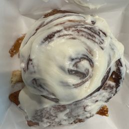 Cinnamon roll! Cinnamon roll!