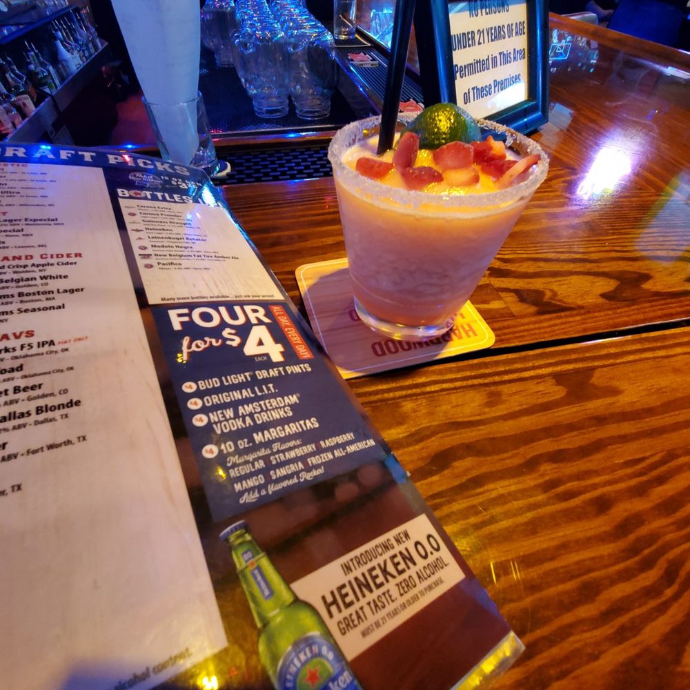 Bubba's 33 - Strawberry mango margarita - Pizza Near Me - Oklahoma City, Oklahoma