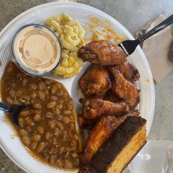 Moe’s Original BBQ - Smoked Wings Platter - Baked Beans & Mac & Cheese - American Near Me - Hoover, Alabama