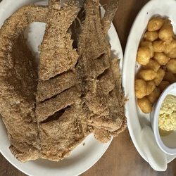 The Redwood Hut - 5 pieces of whole fish