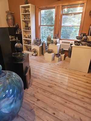 Dirtworks Pottery by null