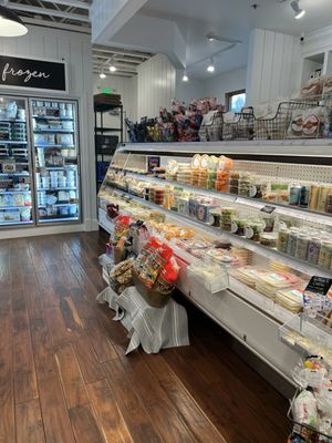 Kitchen & Market by null