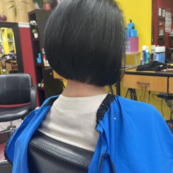 Tt Salon - Hair Salons Near Me - Saint Paul, Minnesota