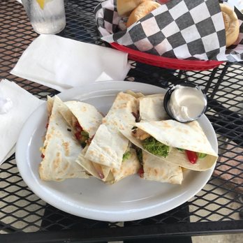 Roasters - Chicken and Veggie quesadilla - Barbeque Near Me - Sandy Springs, Georgia Roasters - Chicken and Veggie quesadilla - Barbeque Near Me - Sandy Springs, Georgia
