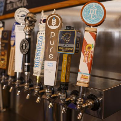 Smokin J's BBQ & Taphouse by null