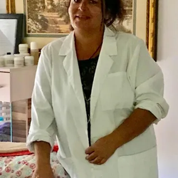 European Therapeutics - Massage Therapist with 27+ years Experience in Pain Management , Deep Tissue Massage, Reiki Master.