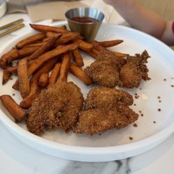 Kids chicken fingers and sweet potato fries