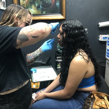 Tattoos And Smoke - Piercing station nice and clean. - Tattoo Near Me - Las Vegas, Nevada