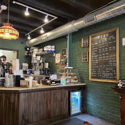 Ludlow Charlingtons Coffee Shop - Bar and menu