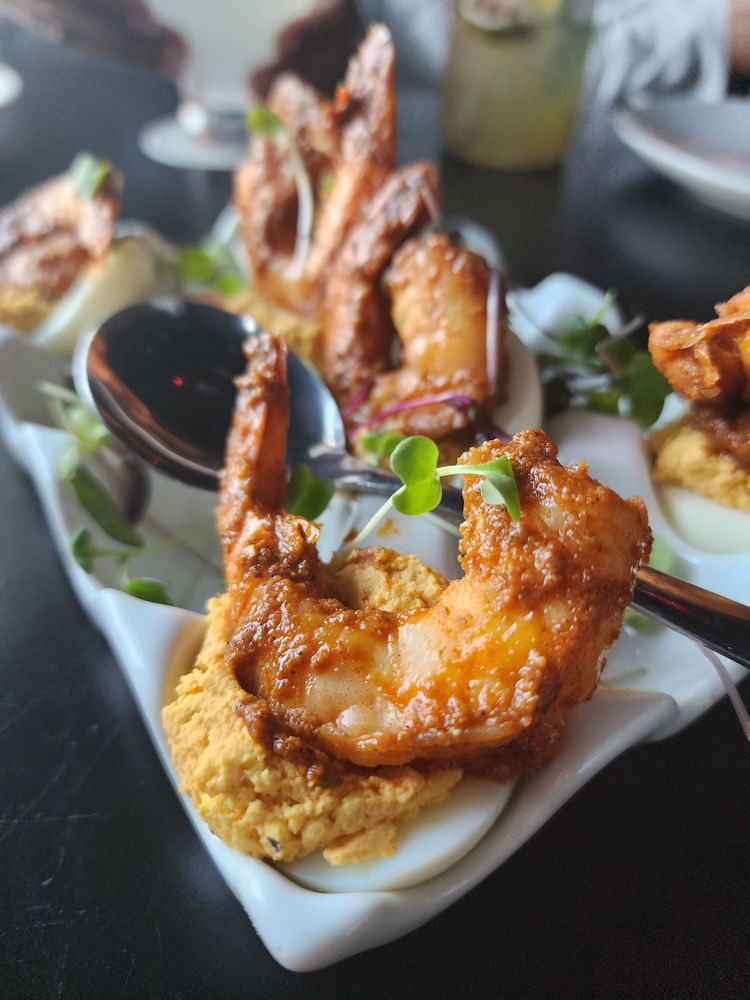 CHIC CHEF 77 75 Photos & 28 Reviews 1221 E Apache Blvd, Tempe