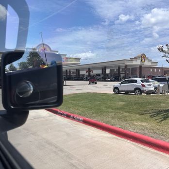 Buc-ee's - Gas Stations Near Me - Royse City, Texas