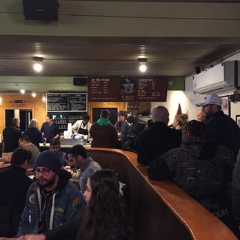 Franklin Barbecue - Inside line - Barbeque Near Me - Austin, Texas